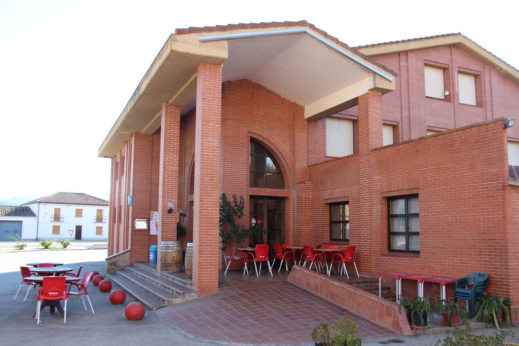 Aparthotel Tres Caminos El Grado Exteriör bild
